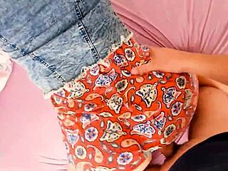 la sexy culona novia visits me in her short dress.