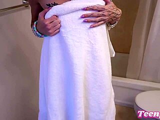 Johnny love creeps on daisy for secret shower fuck