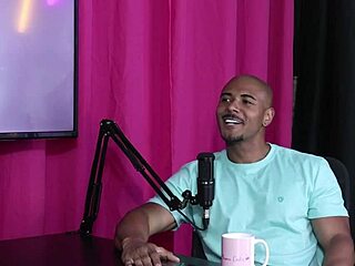 Entrou No Mundo Liberal Com Apoio De Um Casal E Teve Interesse Em Conhecer Uma Produtora - Lucas Ferraz Sheer Red