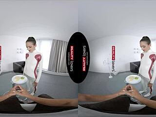 RealityLovers VR - bending over a latex android