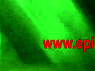 슈가 대디가 새해 휴가에서 나를 세게 박아! 아내는 전혀 모르고!