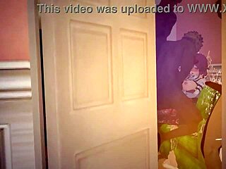 卡夫卡和萤火虫在狂野动漫对决中碰撞