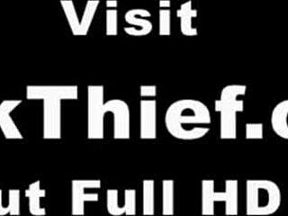 Izzy Lush durchsucht und gefickt von MILF-Polizistin?