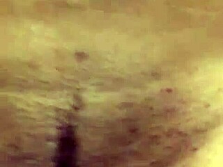 Latina Mature Woman With Big Ass Masturbates Passionately On Bed