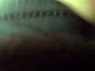 Chicago slut gets dirty in this amateur porn video