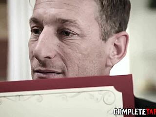 tabu pastorka 18+ u trojci sa pušenjem