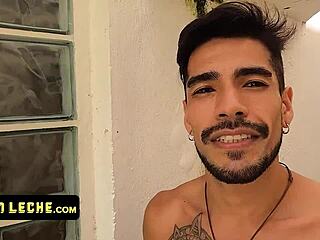 Snorkeling leads to gay hardcore fucking