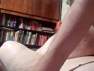 Milf wife with big tits and ass acts like a slut in pussy play