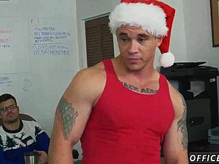 Ebony Thug Stars In Gay Holiday Porn!