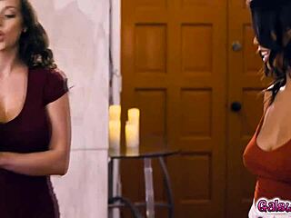 lexi luna leads nia nacci to a hotter pussy fucking and tribbing