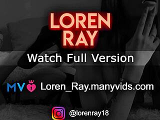 Blåhåret sødhed antyder liderlig hals-sjov med dildo mens forældrene er væk