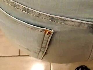 سكيرتهاوس ينيك ذاك التنورة الشفافة في أكشن تنورة وجينز 😏