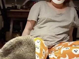 Smelly Dirty Feet POV Kinky Fetish Amateur Homemade Pornstar Video Promotional With Over A Hundred Free Vids And Counting