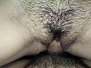 紧致小穴意外被内射，惊喜满满