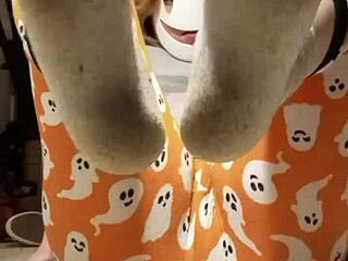 Smelly Dirty Feet POV Kinky Fetish Amateur Homemade Pornstar Video Promotional With Over A Hundred Free Vids And Counting