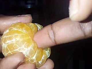 La clémentine enjoys bbw masturbation until she destroys her finger