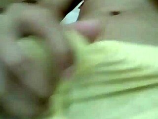 i masturbate in hotel