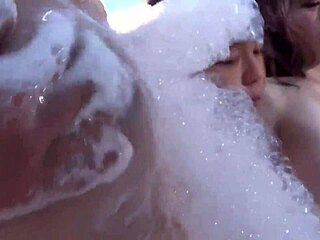 สาวญี่ปุ่นสมัครเล่นเย็ดแบบ cowgirl POV กลางแจ้งสุดบ้าคลั่ง! ปาร์ตี้สุดมันส์!