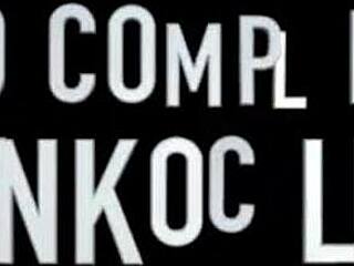 Wow, la star vintage Erika Neri viene sbattuta duro da due stalloni. Che scena retro selvaggia!