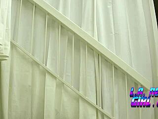 Super hot blonde chats with producer after steamy porn shoot interview