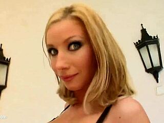 i love gonzo fisting with clara g and helena on fist flush