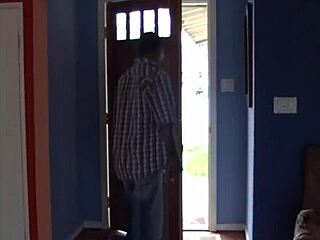 Nubian princess gets some cock in her mouth