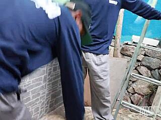 na hora do almoco a pausa pra foder com big cocks