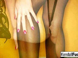 kendall karson sexy tease with fetish ass