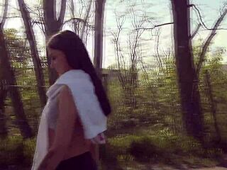 Notgeiler hässlicher alter Typ fickt junge 18jährige Teen für Instagram Fame, wie?