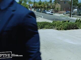 ดูนักการเมืองเก๋าครองสาวหน้าใหม่เย็ดไม่ถุง