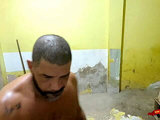 I Seduce the Bricklayer for Home Work