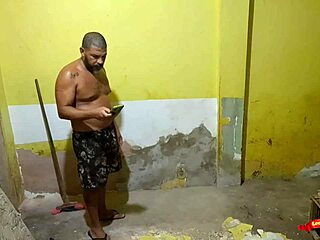 I Seduce the Bricklayer for Home Work