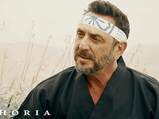 หนุ่มเรียนทริกสองทางเพื่อทำให้แฟนใจเสียวด้วยทักษะบิ