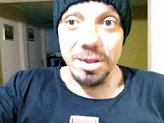 Dany Rio teaches how to be an independent porn actress.