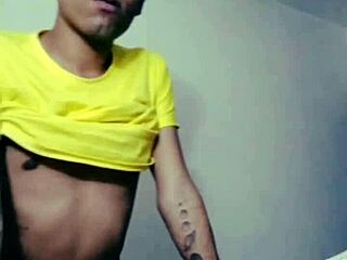 Nikmatin Kontol Berambut Enak Pria Argentina Lewat Oral Panas