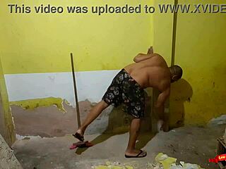 I Seduce the Bricklayer for Home Work