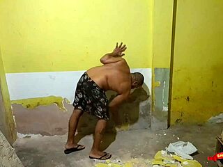 I Seduce the Bricklayer for Home Work