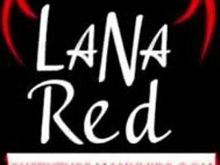 Garota peituda de vestido sexy usa três vibradores na buceta molhada. Ela goza de manhã?