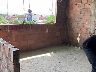 First Time Pounding My Boss’s Huge Pussy and Finishing Inside