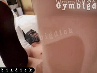 Kjekk asiatisk gay-par går bareback i het klipp