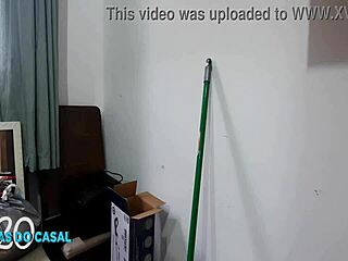 safada climaxes hard on thick cock in wild orgy