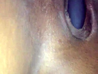 J&J Make Pussy Cum With Vibrator