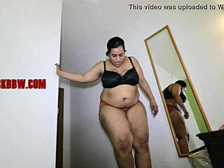 Ms Jackson Ebony Milf Shows Off Big Butt