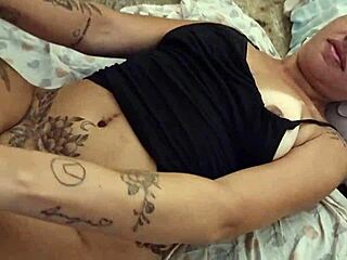 amateur couple in homemade video where she provokes him and gets fucked