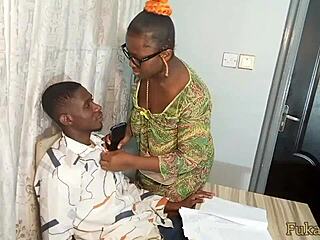 My client's wife with big boobs seduced me in the office 😏