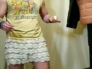 Erotic dancefloor workout routine