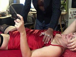 European amateur MILF gets her ass licked and spanked