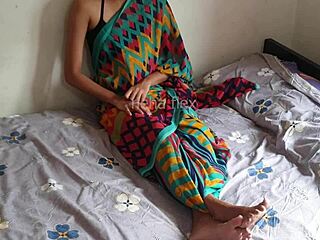 Indian Wife Screws Young Boy in Raw Action