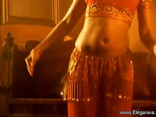 Classic Indian Beauty Strips with Erotic Teasing Moves