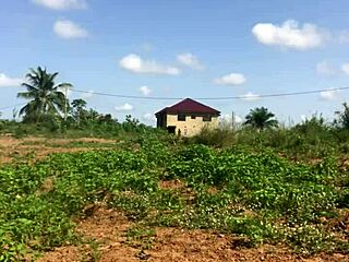 Crazy Bitch Twerks Big Ass Outdoors